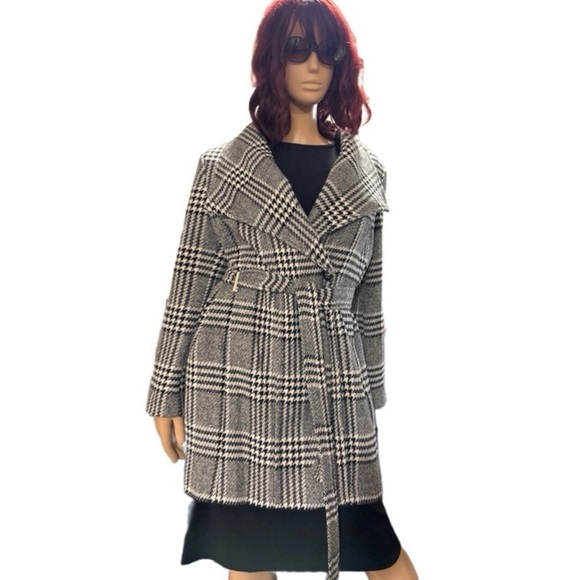 Calvin Klein Black and White Houndstooth Wool Blend Coat NWOT--(58% OFF) - Picture 2 of 3